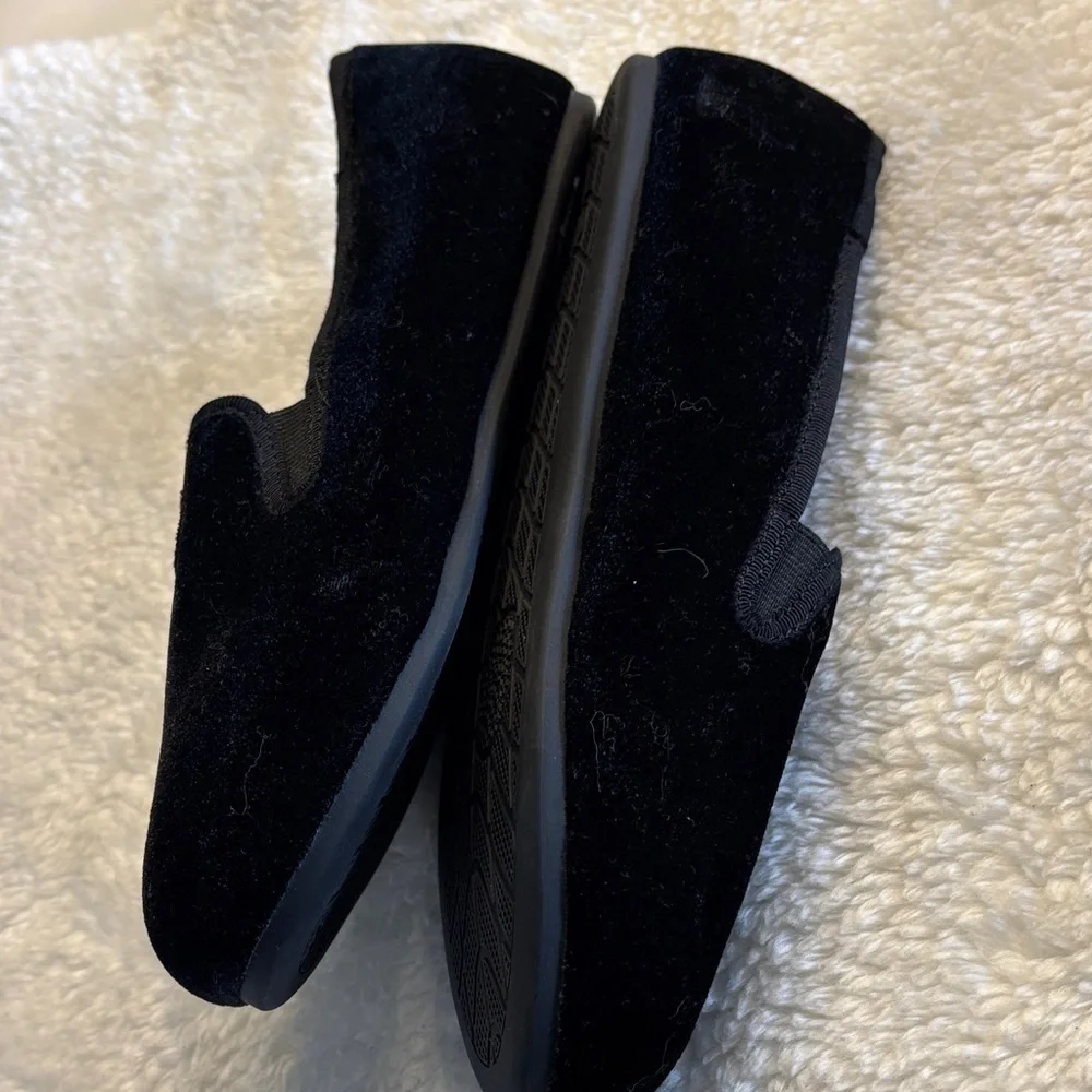 Elegant Black Kids Slippers